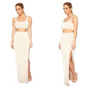 Naked Wardrobe Slit and Smooth Set - Nude / Gold